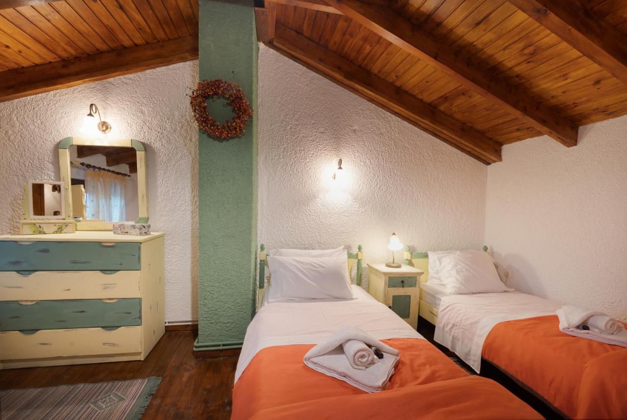 Chalet Renata 2 Livadi Arachovas Kalivia  Luaran gambar